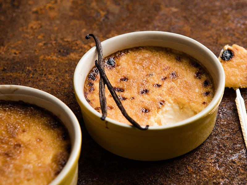 20 Best Ramekin Desserts That You Should Try 2023 (+ Classic Creme Brulee)