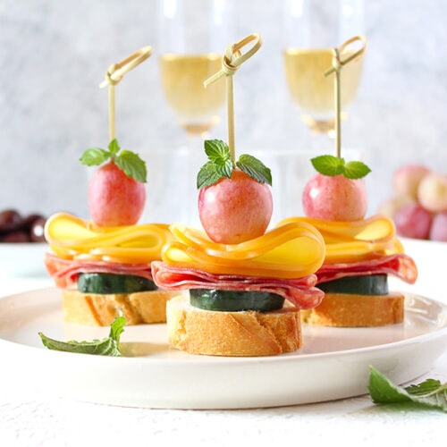 Sophisticated rock Semicircle 22+ Easy Canape Recipes To Please Your Guests 2023
