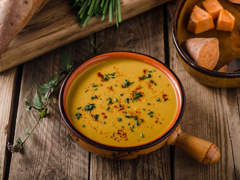 16 Tasty Dishes To Serve With Potato Soup 2023 (+ Garlic Bread)