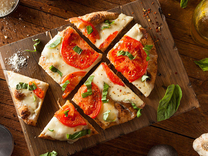 22 Easy Flatbread Recipes To Diversify Your Daily Menu 2023 (+ Flatbread Pizza)