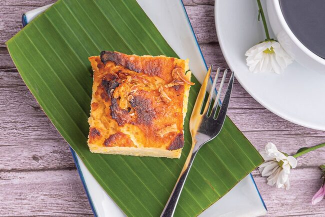 Khanom Mo Kaeng