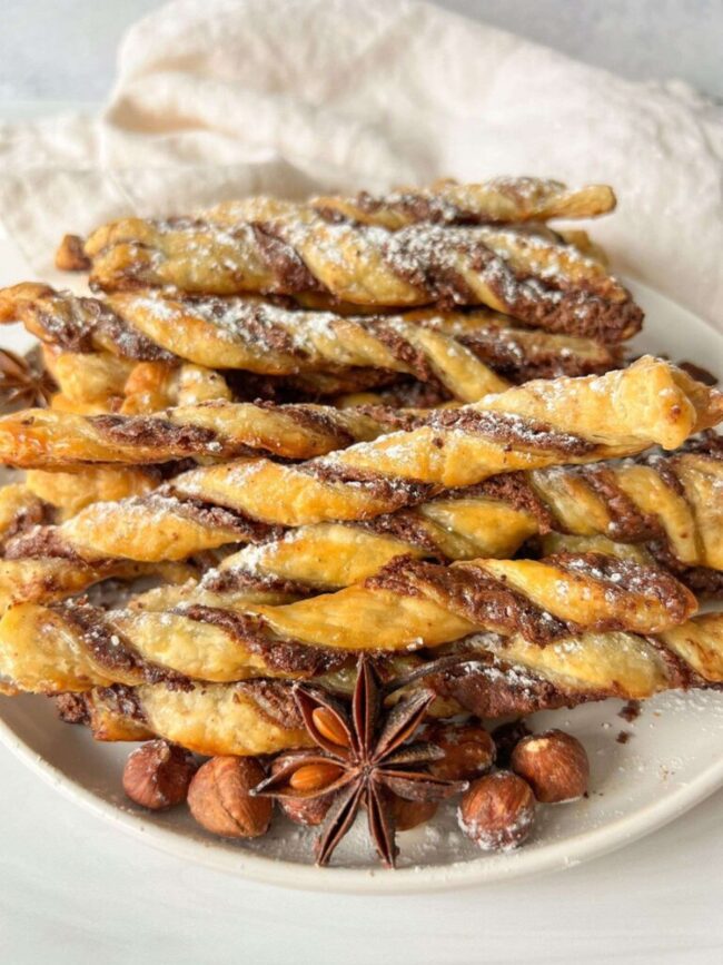 Nutella-Packed Pastry Bites
