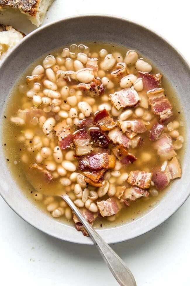 White Bean and Bacon Soup