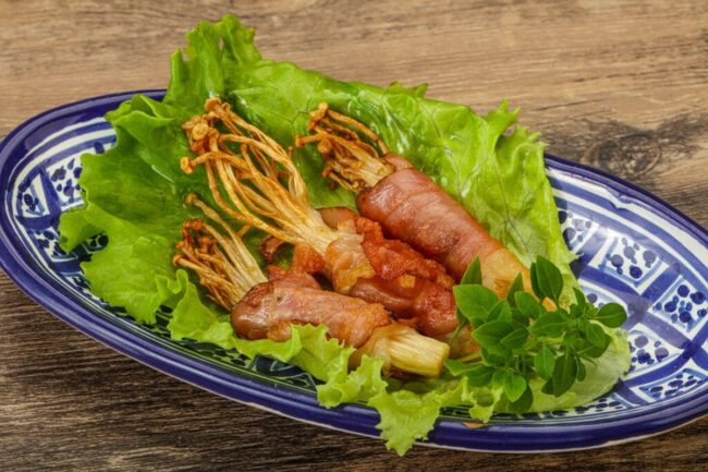 What Enoki Mushrooms Are and Why They’re Loved