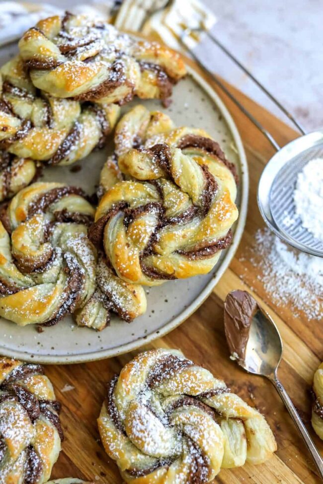 Chocolate Hazelnut Spread Bites