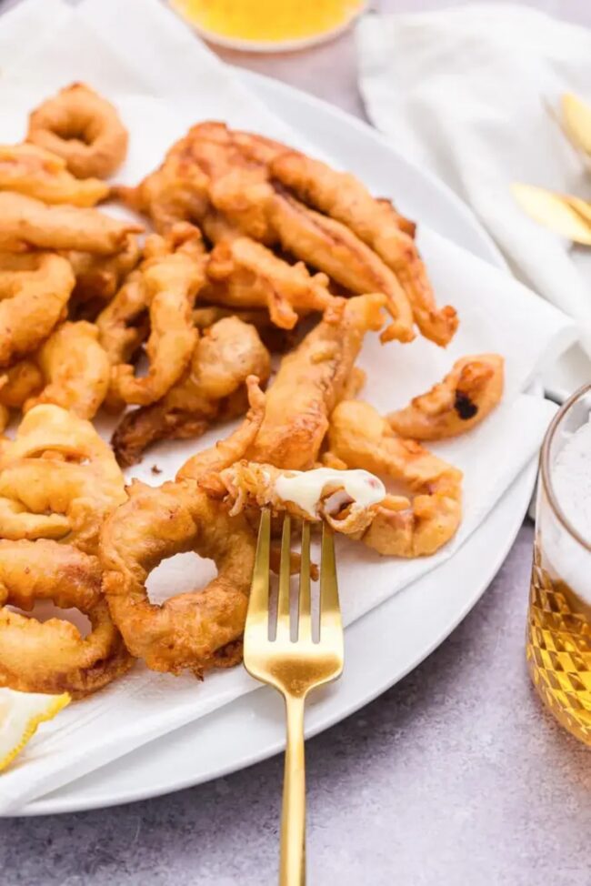 Calamares a la Romana (Fried Squid Rings)