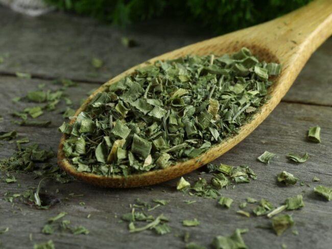 Dried Chervil