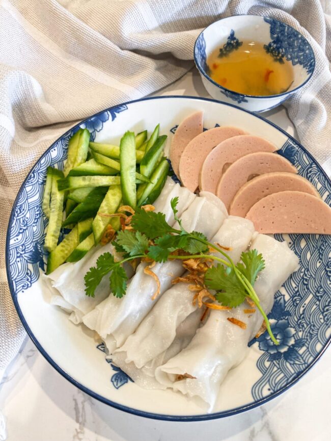 Banh Cuon (Steamed Rice Rolls)