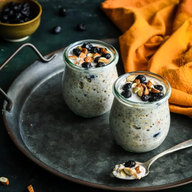 Blueberry Almond Overnight Oats