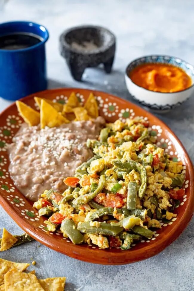 Nopales con Huevo