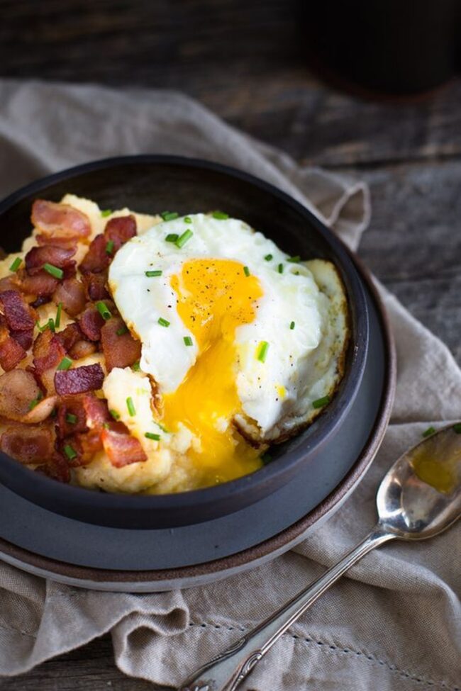 Cheddar Grits Breakfast Bowl