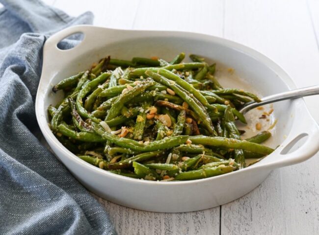 Garlicky Green Beans with Pine Nuts
