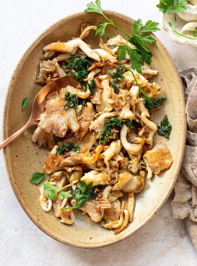 Sauteed King Oyster Mushrooms with Garlic