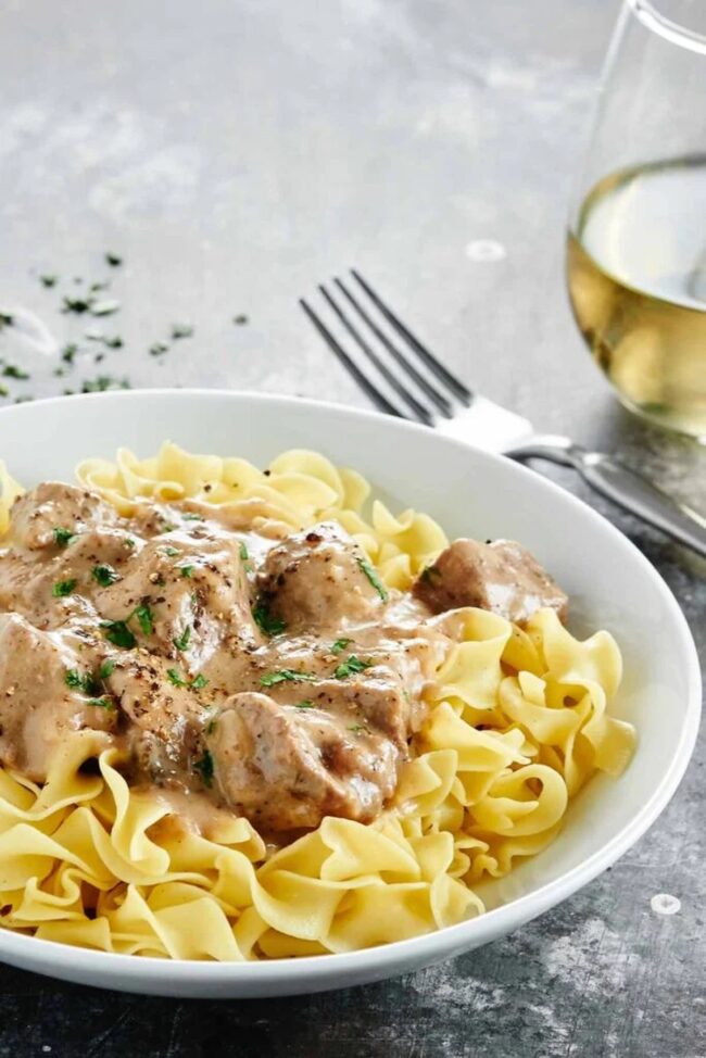 Slow Cooker Beef Stroganoff