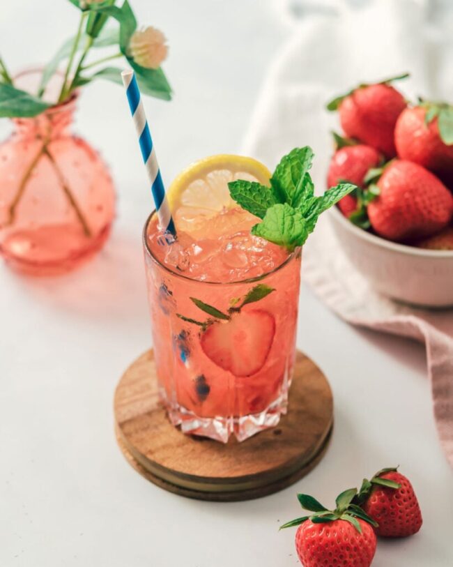 Ginger Ale Bourbon Smash