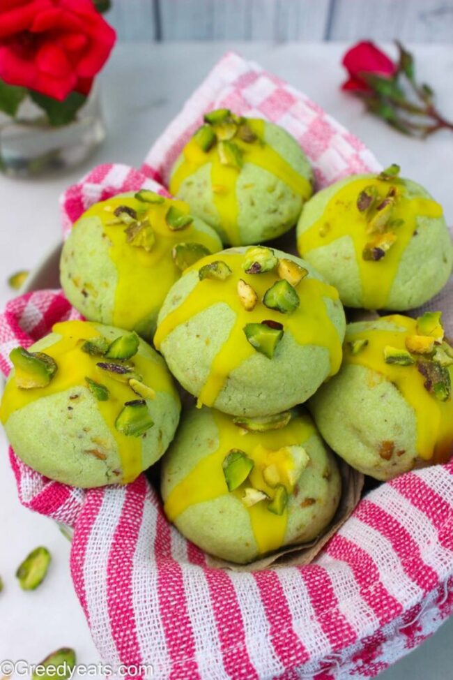Pistachio Shortbread Cookies