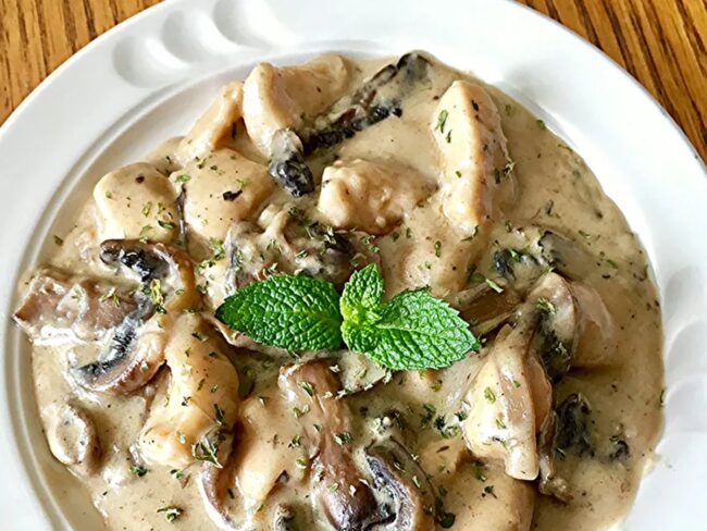 Cremini Mushroom and Chicken Casserole