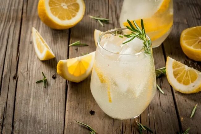 White Wine Spritzer