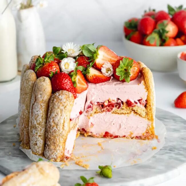 Charlotte aux fraises