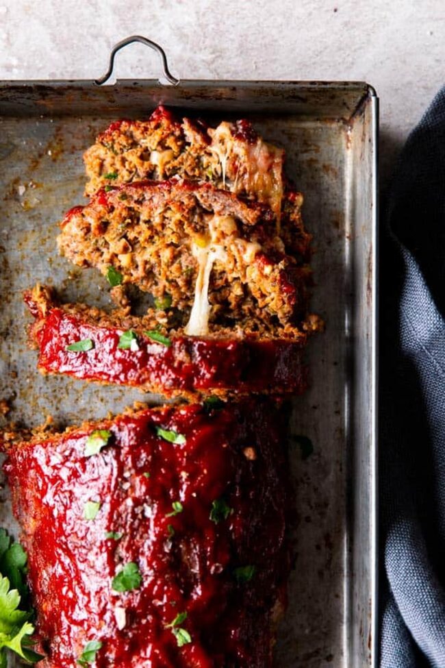 Mozzarella-Stuffed Meat Loaf
