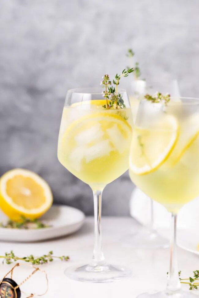 Limoncello Spritz