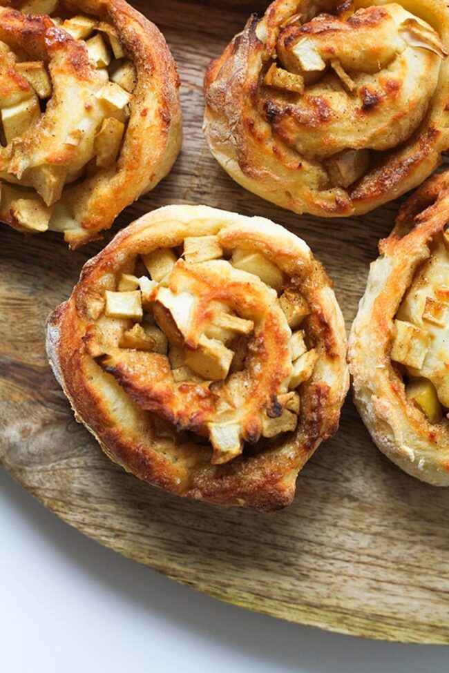 Apple Cinnamon Rolls