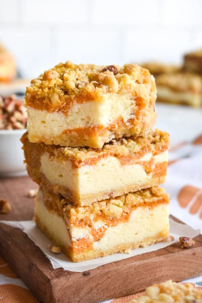 Pumpkin Cheesecake Bars