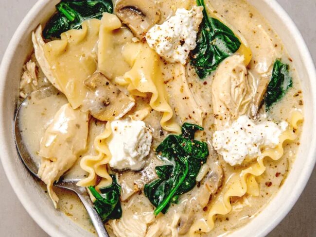 Creamy Spinach Lasagne Soup
