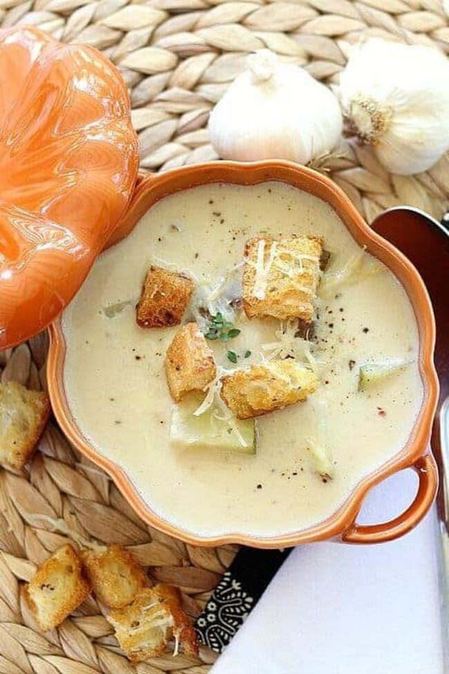 Roasted Garlic Soup