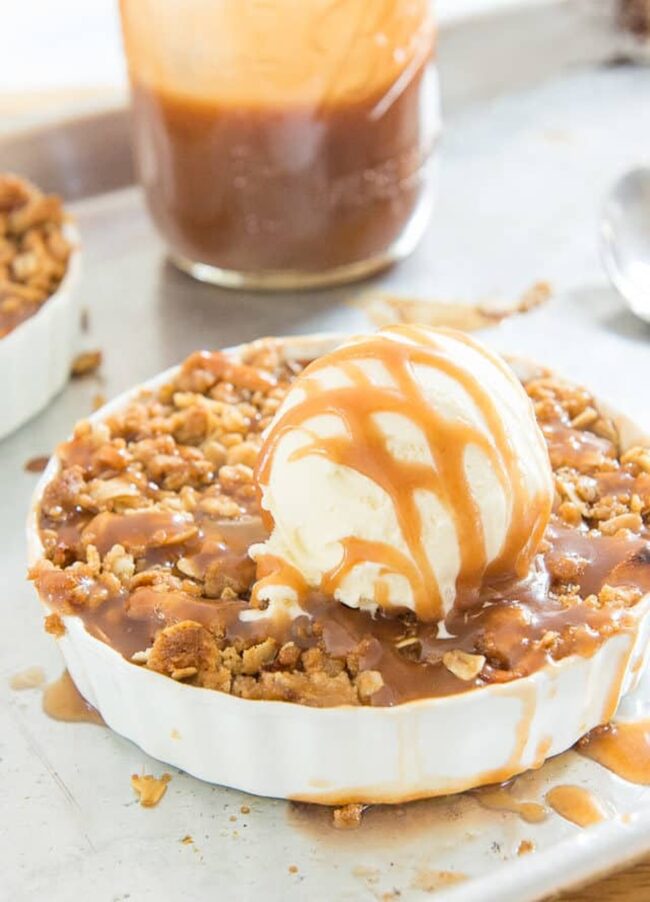 Caramel Apple Crisp