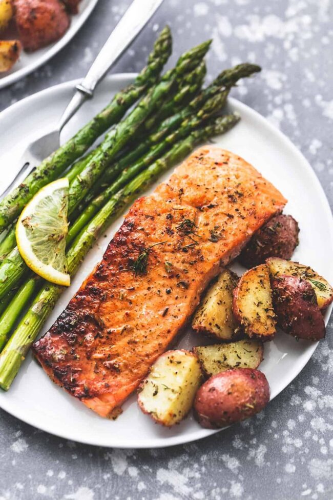 Baked Salmon with Asparagus