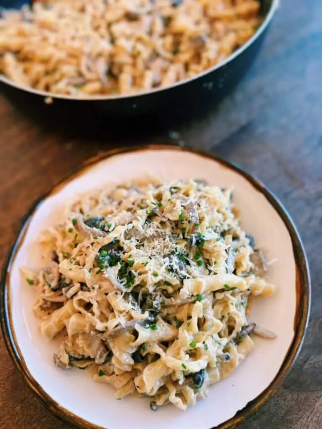 Creamy Enoki Pasta