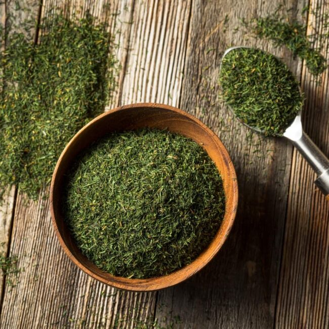 Dried dill