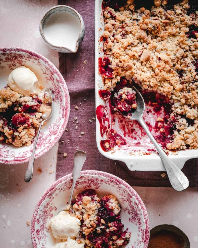 Apple and Blackberry Crumble