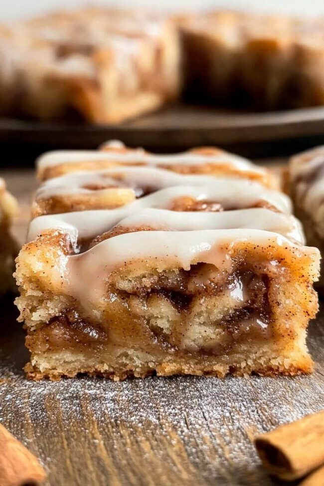 Reasons to Fall for Easy Cinnamon Apple Cake